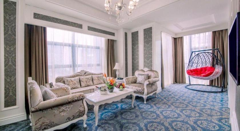 Chongqing Huachen International Hotel Exterior photo