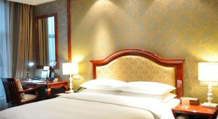 Chongqing Huachen International Hotel Exterior photo